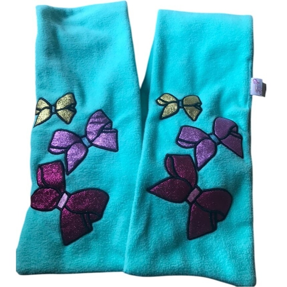 JoJo Siwa Sparkle Bow Winter Scarf for Girls - Picture 3 of 3